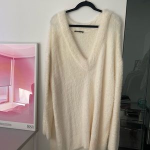 White fluffy zara dress